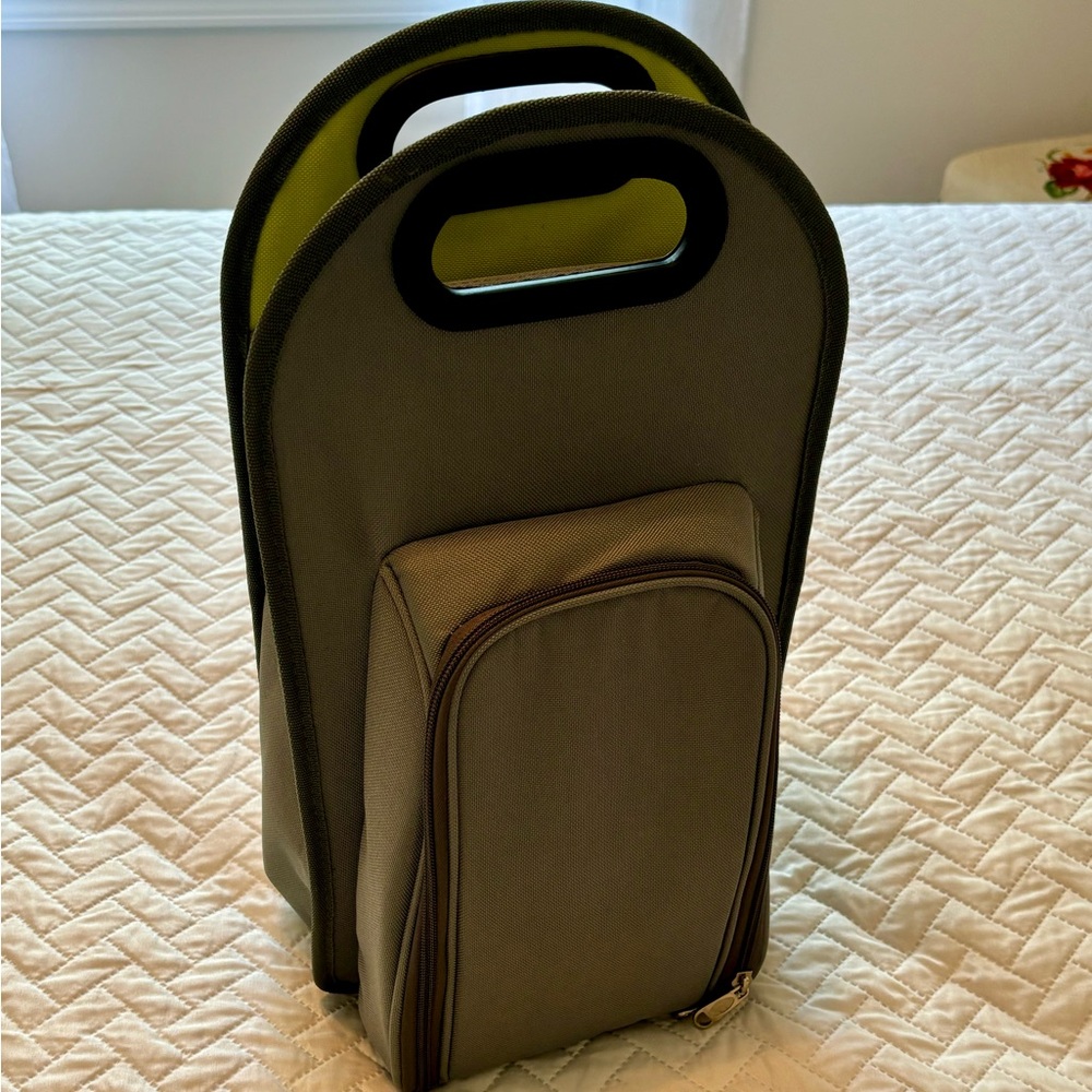 Wine tote, NWOT